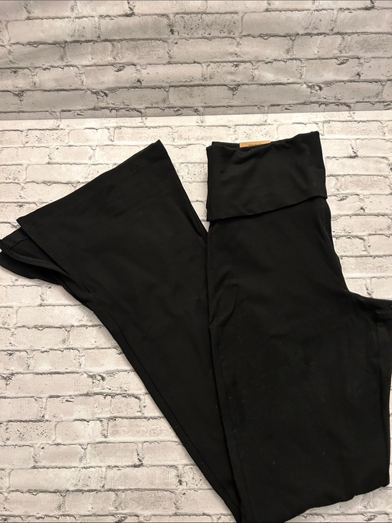Victoria's Secret Pants - NWT Victoria's Secret PINK Black Wide-Leg Fold-Over Waist Yoga Pants